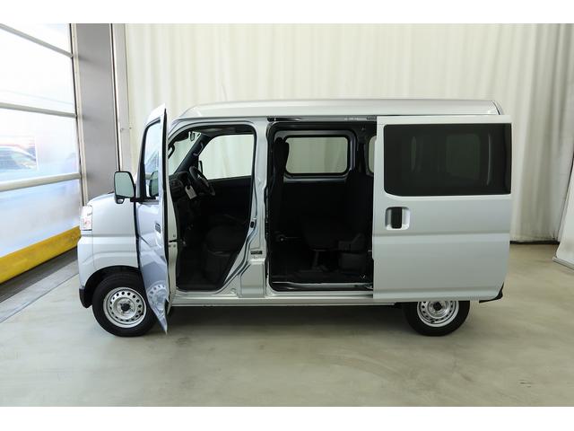 ハイゼットカーゴDX /切替4WD/ラジオ/オートライト/踏み間違い防止車線逸脱警報装置 キーフリー デュアルエアバッグ Aストップ VDC オートマチックハイビーム 記録簿 切替4WD ABS エアバッグ オートライト 衝突被害軽減装置(富山県)の中古車