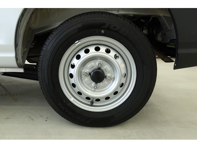 ハイゼットカーゴDX /切替4WD/ラジオ/オートライト/踏み間違い防止車線逸脱警報装置 キーフリー デュアルエアバッグ Aストップ VDC オートマチックハイビーム 記録簿 切替4WD ABS エアバッグ オートライト 衝突被害軽減装置(富山県)の中古車