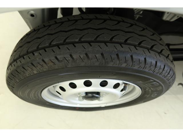 ハイゼットカーゴDX /切替4WD/ラジオ/オートライト/踏み間違い防止車線逸脱警報装置 キーフリー デュアルエアバッグ Aストップ VDC オートマチックハイビーム 記録簿 切替4WD ABS エアバッグ オートライト 衝突被害軽減装置(富山県)の中古車