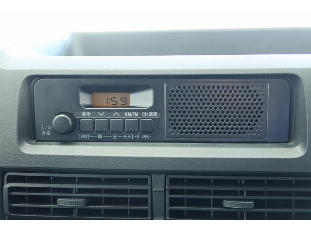 ハイゼットカーゴDX /切替4WD/ラジオ/オートライト/踏み間違い防止車線逸脱警報装置 キーフリー デュアルエアバッグ Aストップ VDC オートマチックハイビーム 記録簿 切替4WD ABS エアバッグ オートライト 衝突被害軽減装置(富山県)の中古車