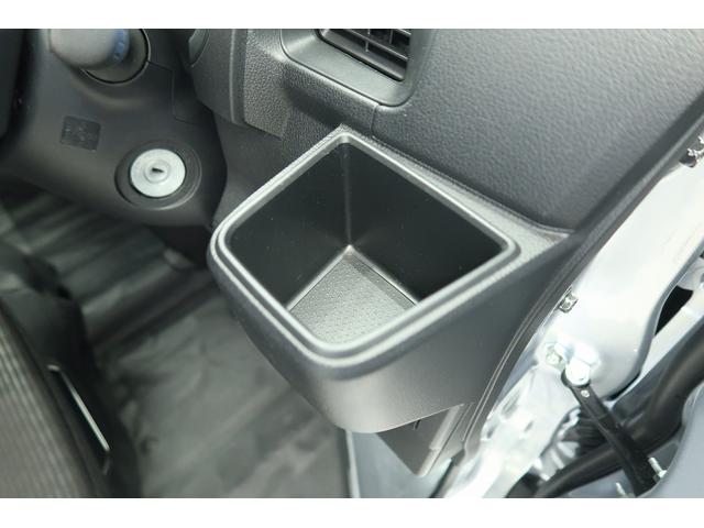 ハイゼットカーゴDX /切替4WD/ラジオ/オートライト/踏み間違い防止車線逸脱警報装置 キーフリー デュアルエアバッグ Aストップ VDC オートマチックハイビーム 記録簿 切替4WD ABS エアバッグ オートライト 衝突被害軽減装置(富山県)の中古車