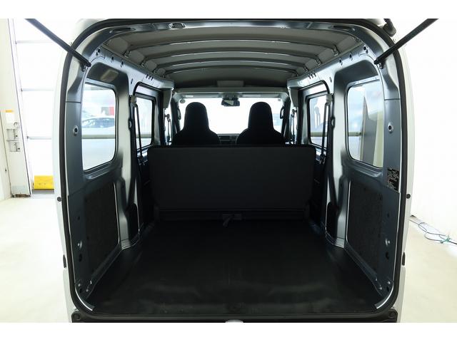 ハイゼットカーゴDX /切替4WD/ラジオ/オートライト/踏み間違い防止車線逸脱警報装置 キーフリー デュアルエアバッグ Aストップ VDC オートマチックハイビーム 記録簿 切替4WD ABS エアバッグ オートライト 衝突被害軽減装置(富山県)の中古車