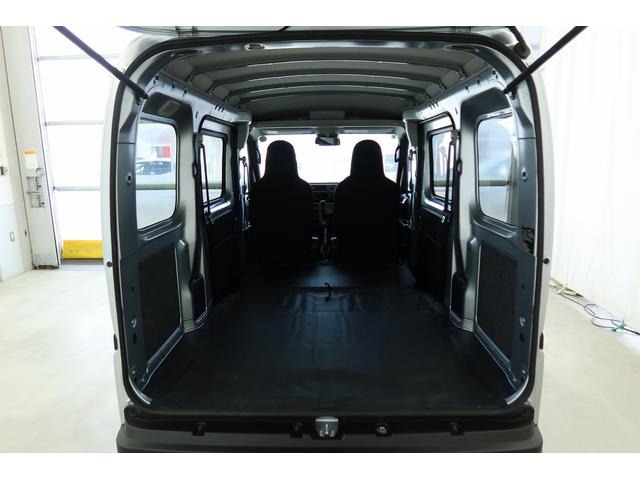 ハイゼットカーゴDX /切替4WD/ラジオ/オートライト/踏み間違い防止車線逸脱警報装置 キーフリー デュアルエアバッグ Aストップ VDC オートマチックハイビーム 記録簿 切替4WD ABS エアバッグ オートライト 衝突被害軽減装置(富山県)の中古車