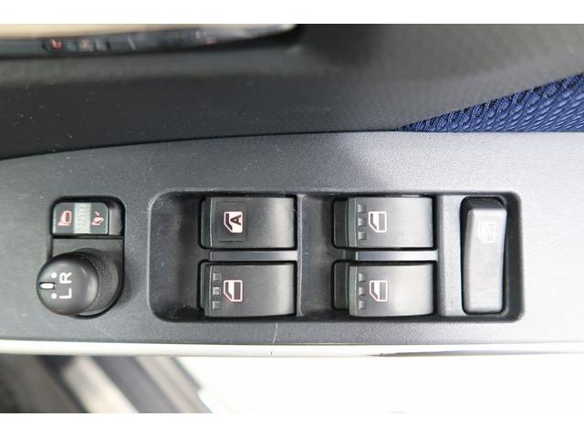 トールカスタムG リミテッドII SAIII /4WD/カーナビ/フルタイム4WD レーンキープアシスト 衝突被害軽減ブレーキ Bluetooth LED オートライト ドライブレコーダー シートヒーター アイストップ パノラマカメラ 両側オートスライドドア(富山県)の中古車