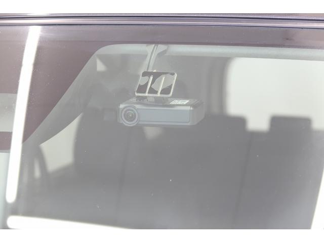 トールカスタムG リミテッドII SAIII /4WD/カーナビ/フルタイム4WD レーンキープアシスト 衝突被害軽減ブレーキ Bluetooth LED オートライト ドライブレコーダー シートヒーター アイストップ パノラマカメラ 両側オートスライドドア(富山県)の中古車