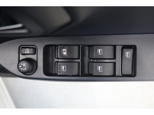 ミライースX SAIII /オーディオレス/キーレス/LEDヘッドラン衝突被害軽減B 定期点検記録簿 電動ミラー アイドリングS キーレス LEDヘッドライト 衝突安全ボディ 車線逸脱防止 オートハイビーム ESC オートライト 運転席エアバッグ ABS 両席エアバッグ(富山県)の中古車