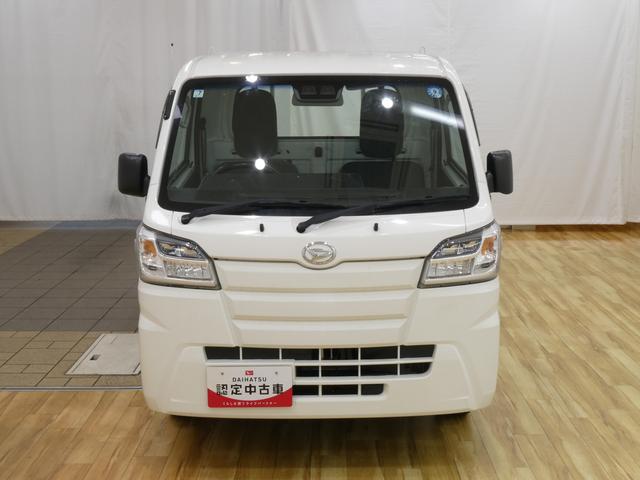 ハイゼットトラックスタンダードＳＡIIIｔ　／切替式４ＷＤ／ＡＭ・ＦＭラジオ／４ＷＤ・ＣＶＴ・ＡＭＦＭラジオ付き・スペアタイヤ付き（富山県）の中古車
