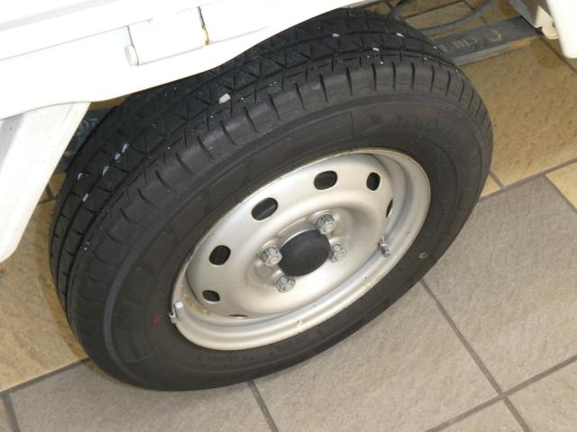 ハイゼットトラックスタンダードＳＡIIIｔ　／切替式４ＷＤ／ＡＭ・ＦＭラジオ／４ＷＤ・ＣＶＴ・ＡＭＦＭラジオ付き・スペアタイヤ付き（富山県）の中古車