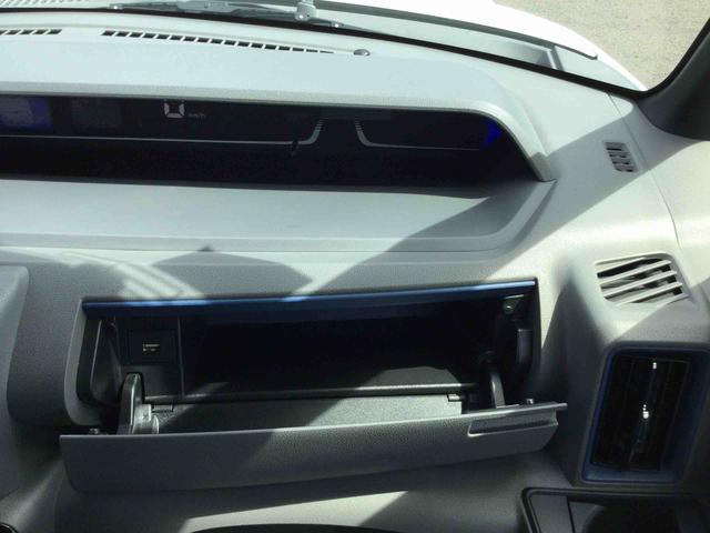タントカスタムＲＳセレクションターボエンジン　インパネシフト　プッシュスタートスイッチ　電子カードキー　カーナビ　車線逸脱警報　オートマチックハイビーム　アルミホイール　衝突軽減ブレーキサポート（鹿児島県）の中古車