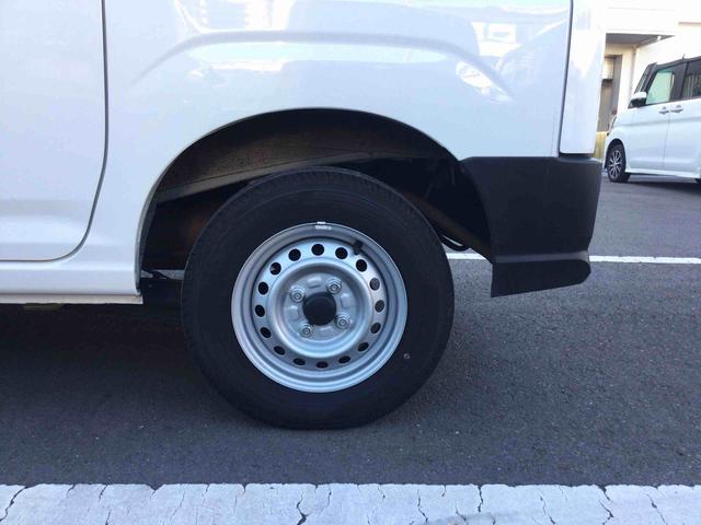 ハイゼットカーゴDXインパネシフト リモコンキー 両側スライドドア ハイビームアシスト レーンアシスト 両席エアバッグ ABS(鹿児島県)の中古車