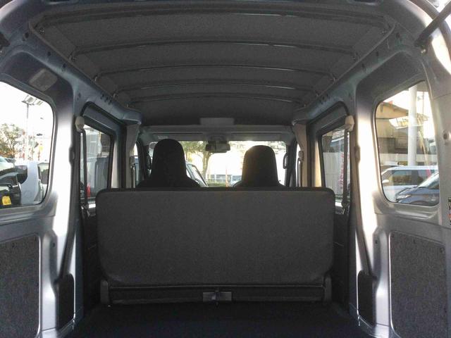 ハイゼットカーゴＤＸインパネシフト　リモコンキー　両側スライドドア　デュアルエアバッグ　オートマチックハイビーム　レーダーブレーキサポート　車線逸脱　衝突被害軽減システム　ＡＢＳ（鹿児島県）の中古車