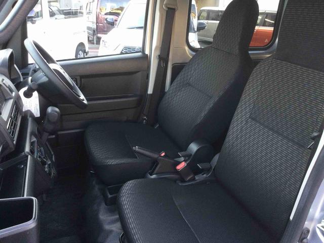 ハイゼットカーゴＤＸインパネシフト　リモコンキー　両側スライドドア　デュアルエアバッグ　オートマチックハイビーム　レーダーブレーキサポート　車線逸脱　衝突被害軽減システム　ＡＢＳ（鹿児島県）の中古車