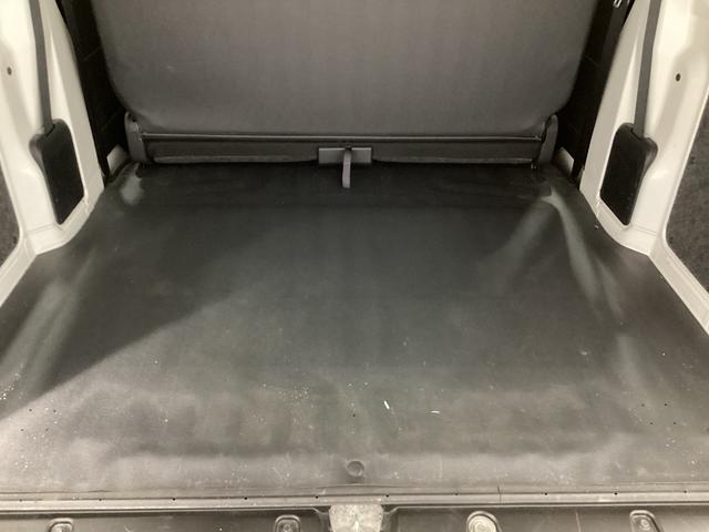 ハイゼットカーゴＤＸインパネシフト　リモコンキー　衝突被害軽減システム　車線逸脱　ＡＢＳ　両側スライドドア　デュアルエアバッグ　オートマチックハイビーム　レーダーブレーキサポート（鹿児島県）の中古車