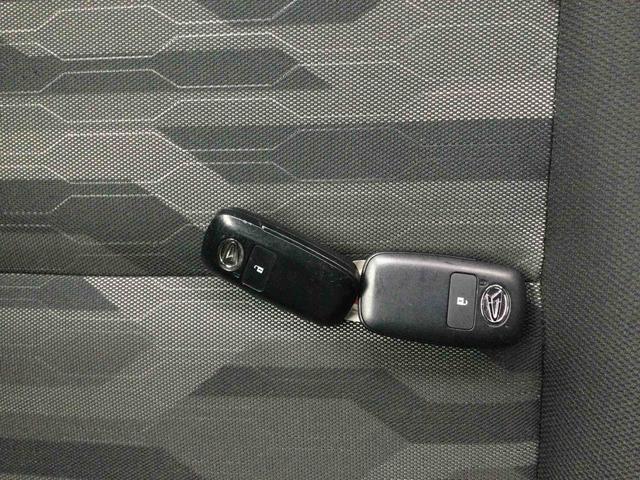 タフトＧターボターボ車　インパネシフト　プッシュスタートスイッチ　電子カードキー　電動パーキングブレーキ　ディスプレイオーディオ　車線逸脱防止　衝突軽減ブレーキ　ＡＢＳ　ガラスルーフ　アルミホイール（鹿児島県）の中古車