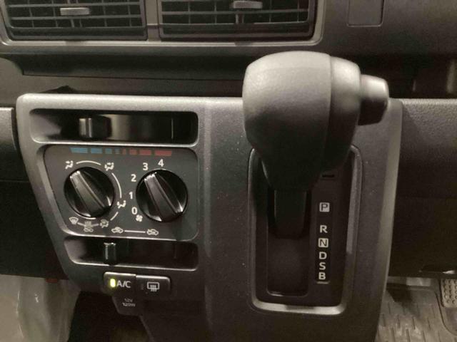 ハイゼットカーゴDXインパネシフト リモコンキー 運転席助手席エアバック ABS 衝突回避支援ブレーキ レーンアシスト オートマチックハイビーム(鹿児島県)の中古車