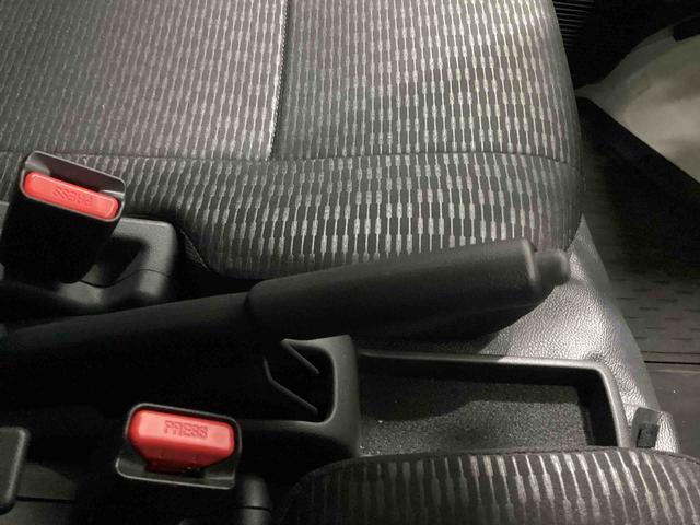 ハイゼットカーゴDXインパネシフト リモコンキー 運転席助手席エアバック ABS 衝突回避支援ブレーキ レーンアシスト オートマチックハイビーム(鹿児島県)の中古車