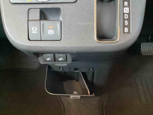 ムーヴキャンバスストライプスＧインパネシフト　プッシュスタートスイッチ　電子カードキー　電動パーキングブレーキ　カーナビ　車線逸脱警報　オートハイビーム　ＡＢＳ　エマージェンシーブレーキ（鹿児島県）の中古車