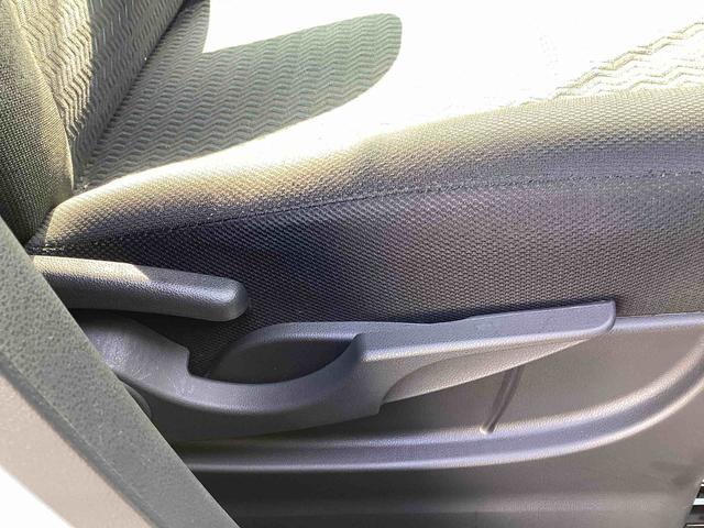 トールカスタムＧインパネシフト　プッシュスタートスイッチ　電子カードキー　カーナビ　バックモニター　ドラレコ　両側パワースライドドア　緊急ブレーキ　アルミホイール　ハイビームアシスト　ＡＢＳ（鹿児島県）の中古車