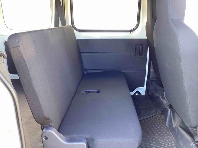 ハイゼットカーゴＤＸインパネシフト　ハイビームアシスト　レーンアシスト　両席エアバッグ　ＡＢＳ　両側スライドドア（鹿児島県）の中古車