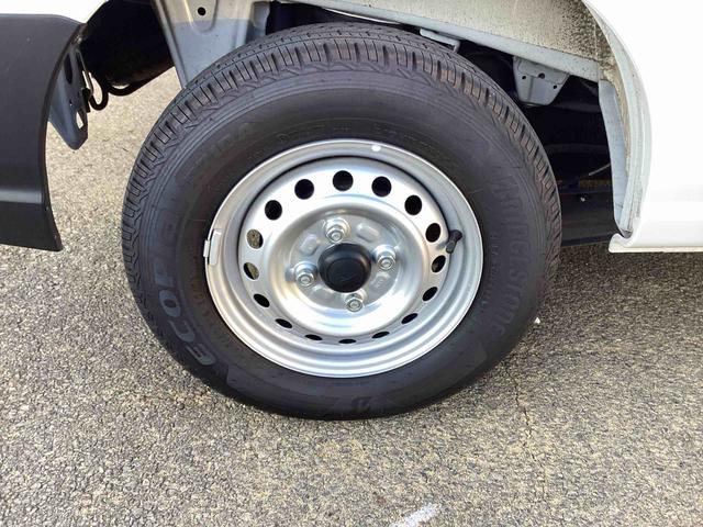 ハイゼットカーゴＤＸインパネシフト　ハイビームアシスト　レーンアシスト　両席エアバッグ　ＡＢＳ　両側スライドドア（鹿児島県）の中古車