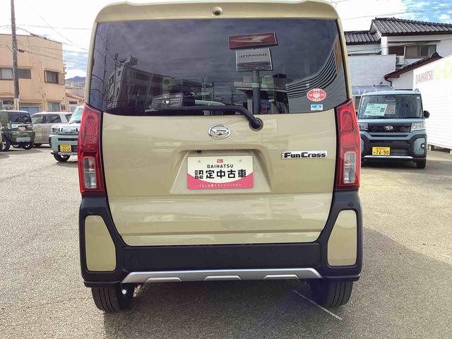 タントファンクロスターボターボエンジン　インパネシフト　プッシュスタートスイッチ　電子カードキー　電動パーキングブレーキ　両側自動スライドドア　車線逸脱警報　ＡＢＳ　オートマチックハイビーム（鹿児島県）の中古車