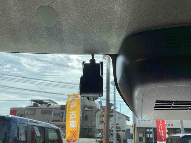 タントファンクロスインパネシフト　プッシュスタートスイッチ　電子カードキー　電動パーキングブレーキ　カーナビ　バックモニター　両側オートスライドドア　レーンキープアシスト　アルミホイール　ＡＢＳ（鹿児島県）の中古車