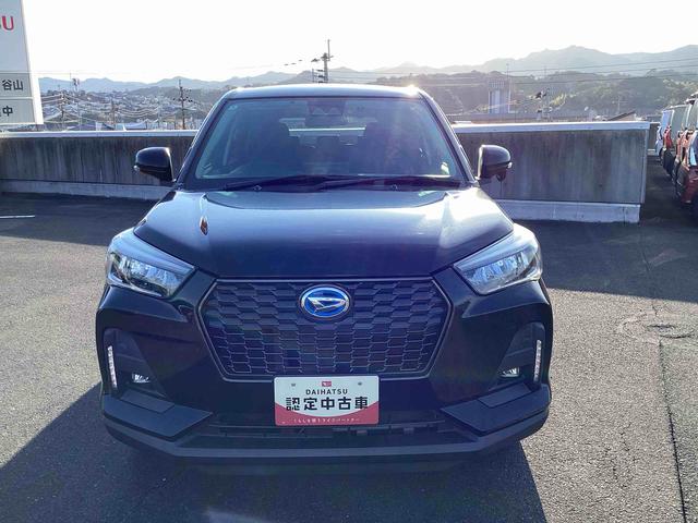 ロッキープレミアムG HEVフロアCVT車 車線逸脱防止 オートLED アルミホイール ディスプレイオーディオ バックモニター ABS 衝突回避支援 運転席助手席エアバック(鹿児島県)の中古車