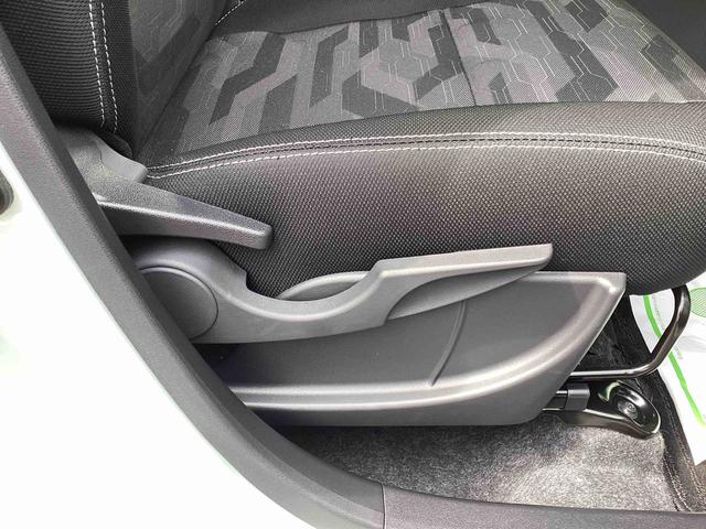 タフトＧ　クロムベンチャーインパネシフト　プッシュスタートスイッチ　電子カードキー　電動パーキングブレーキ　カーナビ　シートヒーター　パノラマガラスルーフ　誤発進抑制装置　レーンキープアシスト　オートハイビーム　アルミホイール（鹿児島県）の中古車