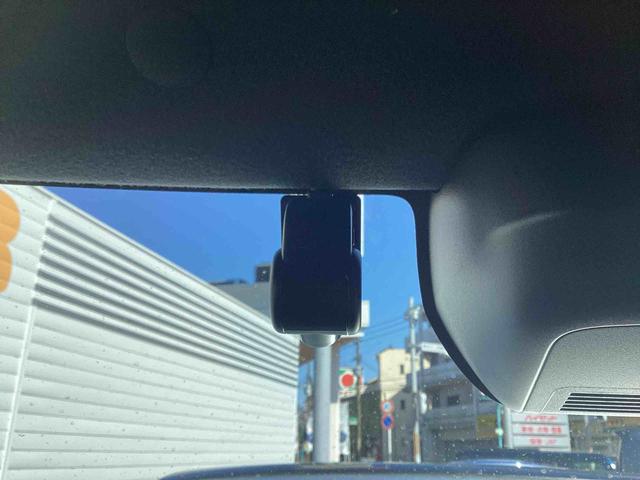 タントカスタムＲＳセレクションターボ車　インパネシフト　プッシュスタートスイッチ　電子カードキー　カーナビ　バックモニター　車線逸脱警報装置　ＥＴＣ　両側パワ−スライドドア　軽減ブレーキ　ＡＢＳ　アルミホイール　ハイビームアシスト（鹿児島県）の中古車