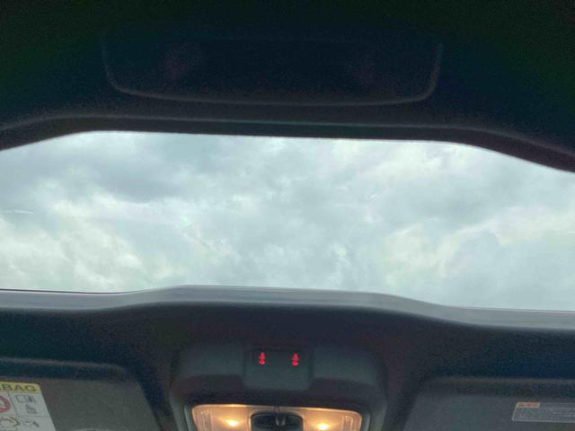 タフトＧ　クロムベンチャーインパネシフト　プッシュスタートスイッチ　電子カードキー　電動パーキングブレーキ　カーナビ　バックモニター　レーンキープアシスト　オートハイビーム　パノラマガラスルーフ　アルミホイール　誤発進抑制装置（鹿児島県）の中古車