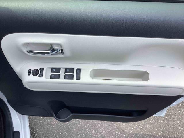 ムーヴキャンバスストライプスＧインパネシフト　プッシュスタートスイッチ　電子カードキー　電動パーキングブレーキ　カーナビ　両側電動スライドドア　衝突被害軽減　車線逸脱　ＡＢＳ　オートハイビーム（鹿児島県）の中古車