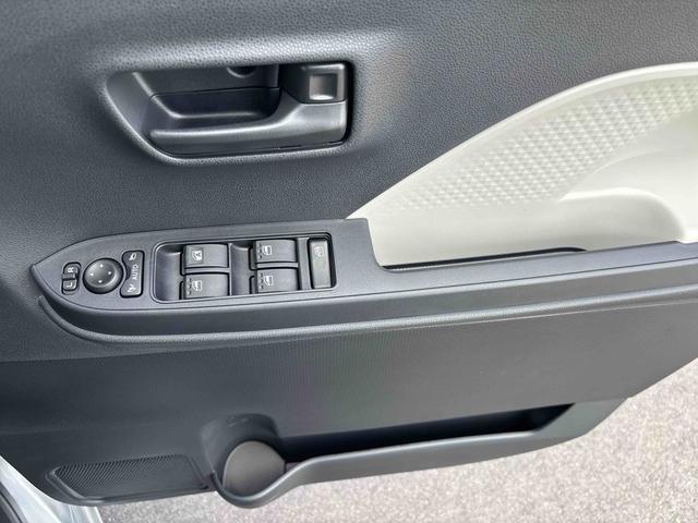 タントＸインパネシフト　プッシュスタートスイッチ　電子カードキー　電動パーキングブレーキ　シートヒーター　ＡＢＳ　衝突被害軽減システム（鹿児島県）の中古車