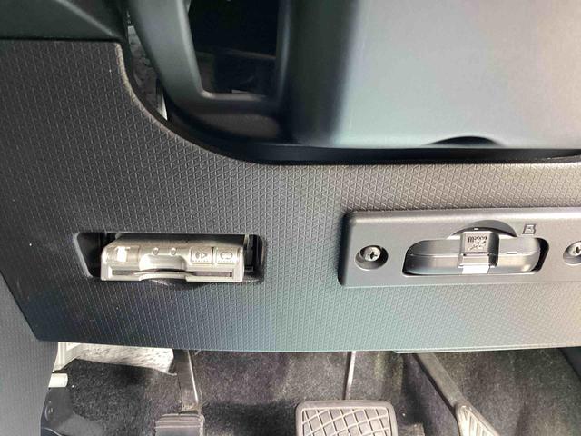 タントカスタムＸスタイルセレクションインパネシフト　プッシュスタートスイッチ　電子カードキー　カーナビ　バックモニター　ブレーキサポート　レーンキープ　オートハイビーム　ＡＢＳ　アルミホイール　ＥＴＣ　ドラレコ（鹿児島県）の中古車