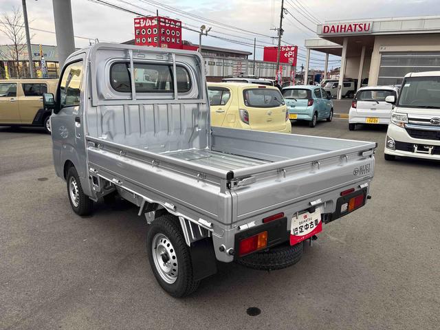 ハイゼットトラックスタンダード切替式４ＷＤ　フロアＣＶＴ車　衝突回避支援ブレーキ機能　オートマチックハイビーム　レーンキープ　ＡＢＳ　パワステ付　エアコン付（鹿児島県）の中古車