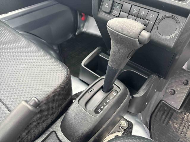 ハイゼットトラックスタンダード切替式４ＷＤ　フロアＣＶＴ車　衝突回避支援ブレーキ機能　オートマチックハイビーム　レーンキープ　ＡＢＳ　パワステ付　エアコン付（鹿児島県）の中古車