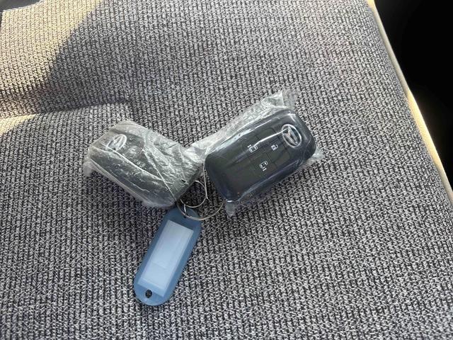 ムーヴキャンバスストライプスＧインパネシフト　プッシュスタートスイッチ　電子カードキー　電動パーキングブレーキ　両側電動スライドドア　前後誤発進抑制　車線逸脱警告　オートハイビーム　ＡＢＳ（鹿児島県）の中古車