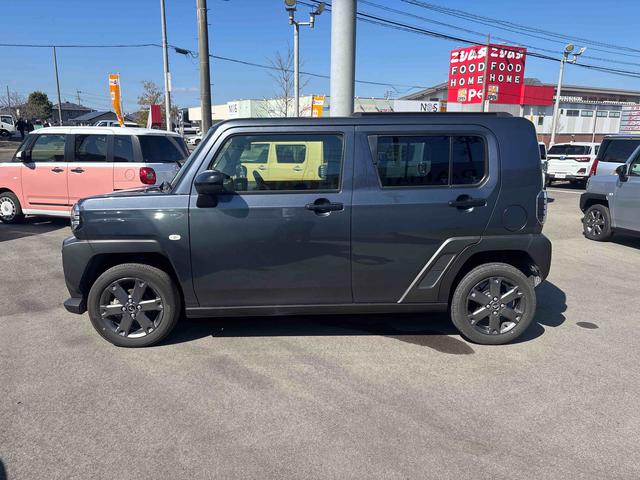 タフトＧターボ　ダーククロムベンチャーターボ車　インパネシフト　プッシュスタートスイッチ　電子カードキー　電動パーキングブレーキ　ディスプレイオーディオ　追突被害軽減ブレーキ　車線逸脱警告　オートマチックハイビーム　ＡＢＳ　ガラスルーフ（鹿児島県）の中古車