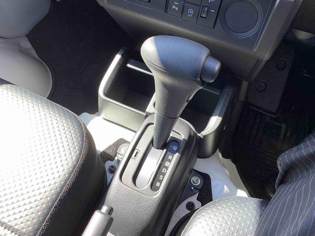 ハイゼットトラックスタンダード 農用スペシャルフロアCVT車 切替式4WD 誤発進抑制機能 レーンキープアシスト オートハイビーム  運転席エアバック 助手席エアバック エアコン パワステ(鹿児島県)の中古車