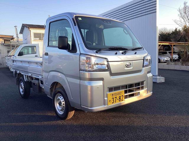 ハイゼットトラックスタンダード 農用スペシャル切替4WD 5MT車 車線逸脱警報 衝突回避支援ブレーキ機能 パワーステアリング エアコン ABS オートハイビーム エアバッグ(鹿児島県)の中古車