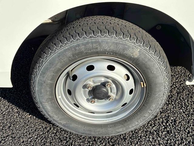 ハイゼットトラックスタンダード4WD車 5MT車 カーナビ エアコン パワステ エアバック(鹿児島県)の中古車