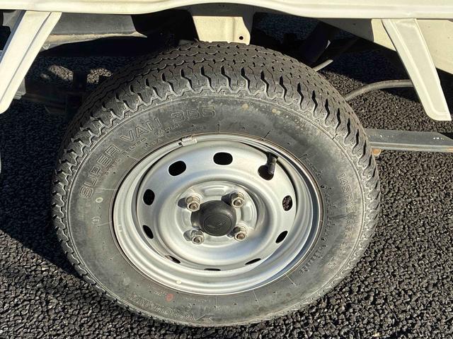 ハイゼットトラックスタンダード4WD車 5MT車 カーナビ エアコン パワステ エアバック(鹿児島県)の中古車