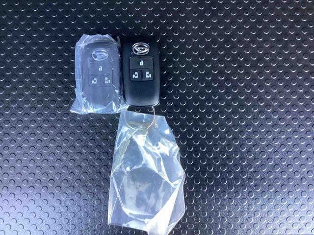 タントカスタムXインパネシフト プッシュスタートスイッチ 電子カードキー 電動パーキングブレーキ カーナビ 衝突軽減ブレーキ 車線逸脱防止 アルミホイール ABS(鹿児島県)の中古車