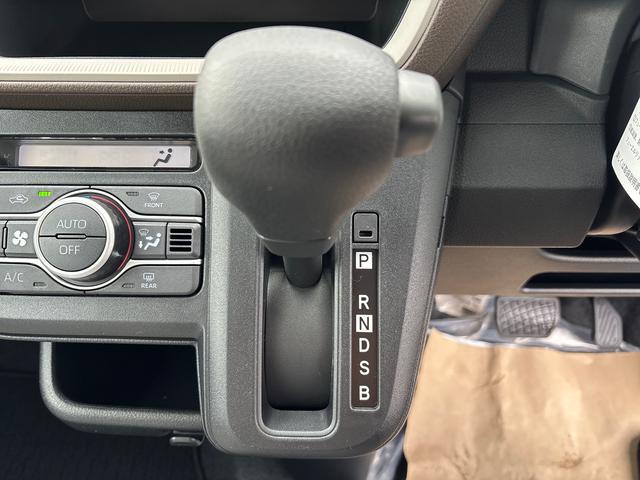ムーヴＸインパネシフト　プッシュスタートスイッチ　電子カードキー　ブレーキサポート　レーンアシスト　衝突被害軽減システム　ＡＢＳ　オートマチックハイビーム（鹿児島県）の中古車