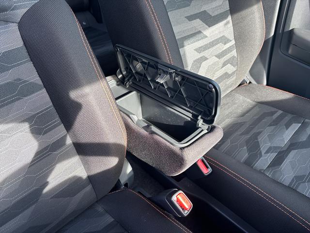 タフトＧインパネシフト　プッシュスタートスイッチ　電子カードキー　電動パーキングブレーキ　シートヒーター　ムーンルーフ　オートマチックハイビーム　踏み間違い防止アシスト　ＡＢＳ　アルミホイール（鹿児島県）の中古車