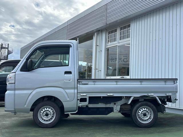 ハイゼットトラックスタンダード4WD車 5MT車 パワステ エアコン ABS エアバッグ(鹿児島県)の中古車
