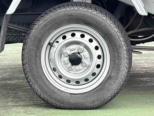 ハイゼットトラックスタンダード4WD車 5MT車 パワステ エアコン ABS エアバッグ(鹿児島県)の中古車