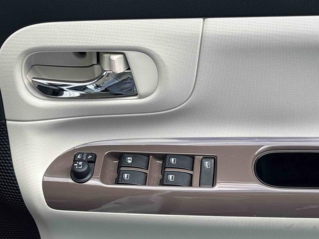 ムーヴキャンバスGメイクアップVS SAIIIインパネシフト プッシュスタートスイッチ 電子カードキー 両側電動スライドドア(鹿児島県)の中古車