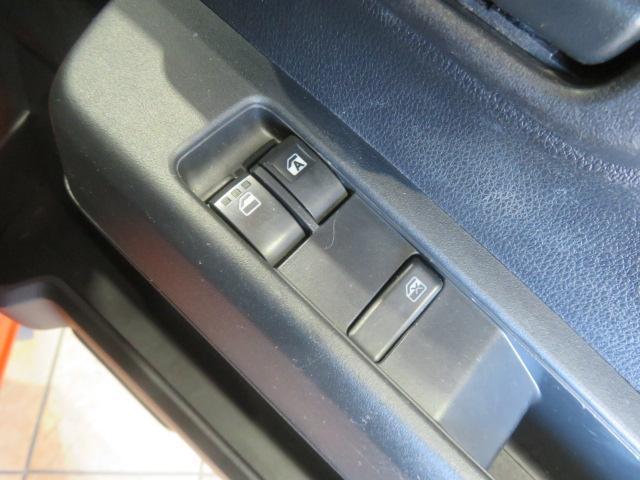 ハイゼットカーゴＤＸ運転席エアバッグ　盗難防止システム　衝突安全ボディ　衝突被害軽減システム　アイドリングストップ　レーンアシスト　クリアランスソナー　オートライト　オートマチックハイビーム　スマートアシスト（現行）（宮崎県）の中古車