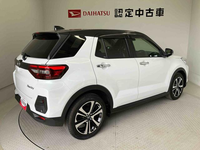 ロッキープレミアムスマートアシスト搭載 バックカメラ付き オートエアコン オートライト キーフリー アイドリングストップ ABS 電動ドアミラー(熊本県)の中古車