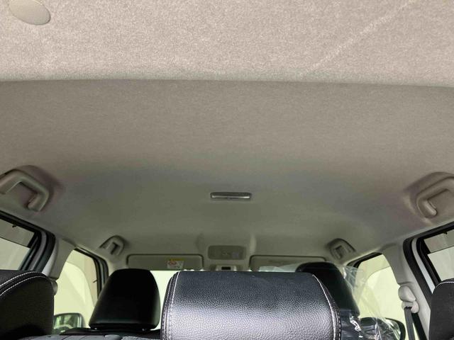 ロッキープレミアムスマートアシスト搭載 バックカメラ付き オートエアコン オートライト キーフリー アイドリングストップ ABS 電動ドアミラー(熊本県)の中古車